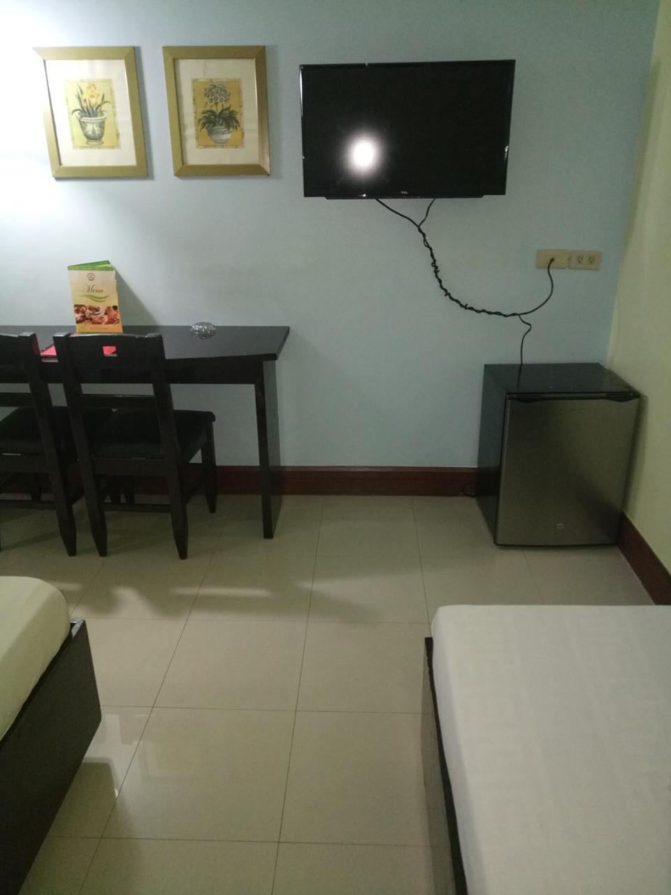 Vista Hotel Recto Manila Exteriör bild